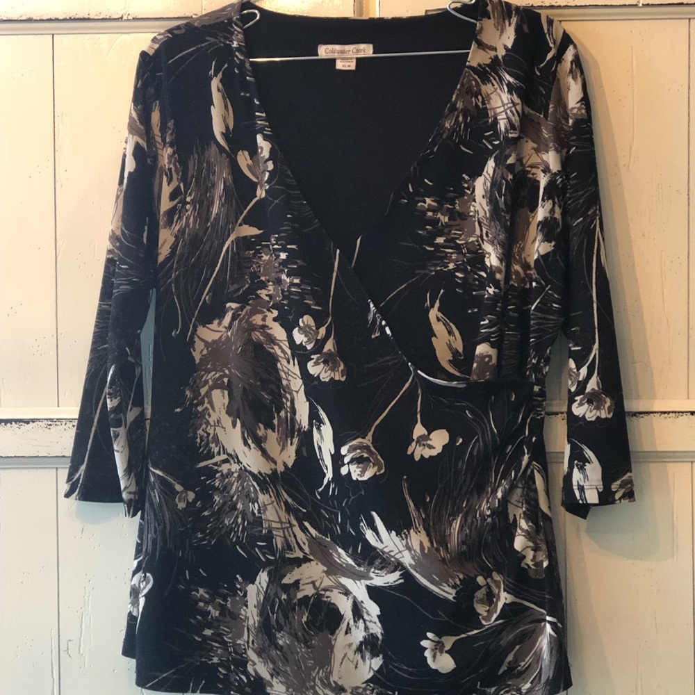XL Coldwater Creek Top With Slimming Crossover Front